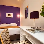 Le Hameau De Passy