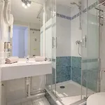 Hotel Le Hameau De Passy 2*