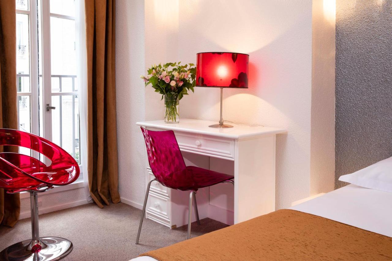 Hotel Le Hameau De Passy 2*