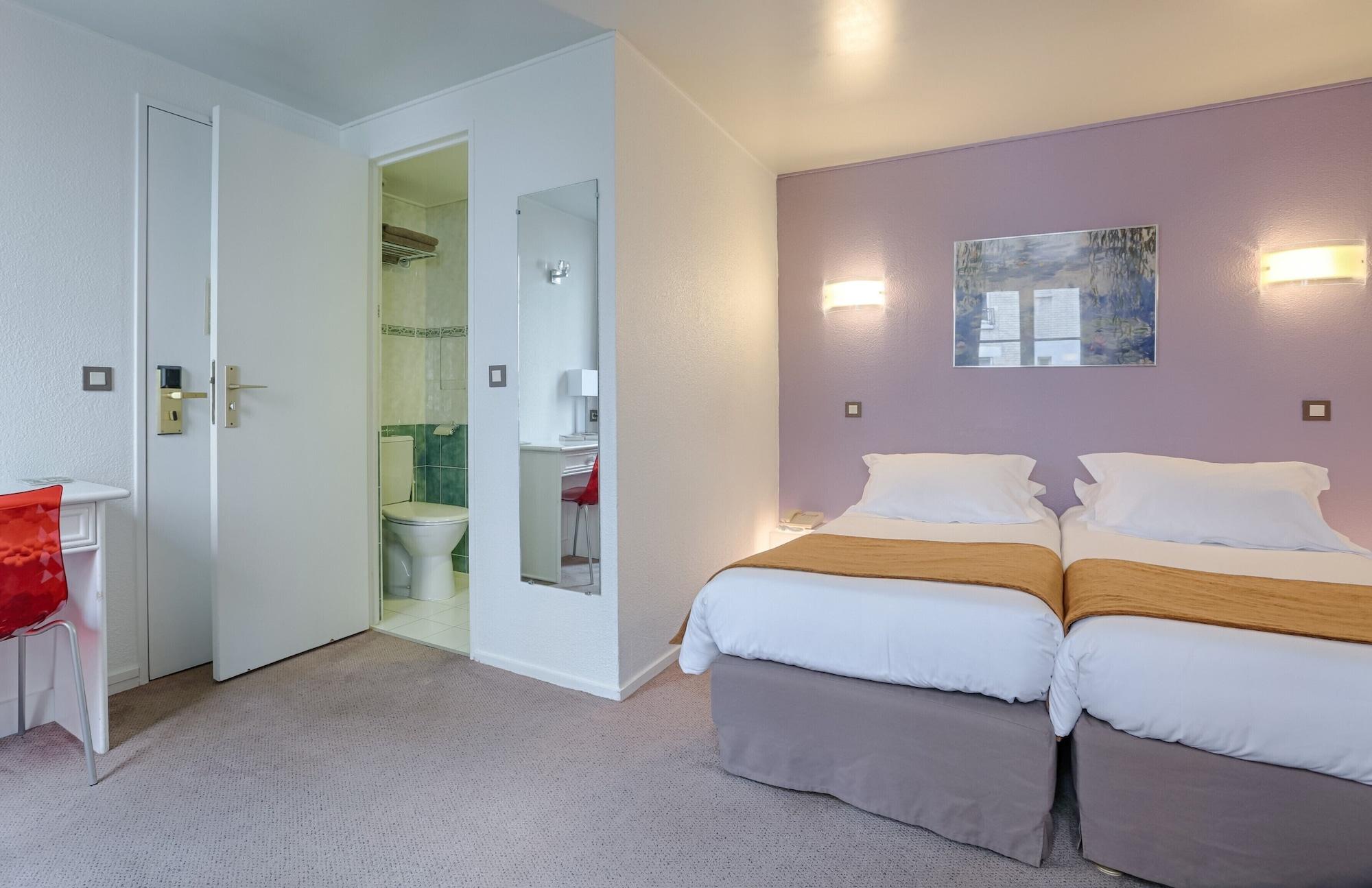 Hotel Le Hameau De Passy Paris