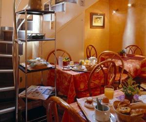 Le Hameau De Passy Hotel 2*