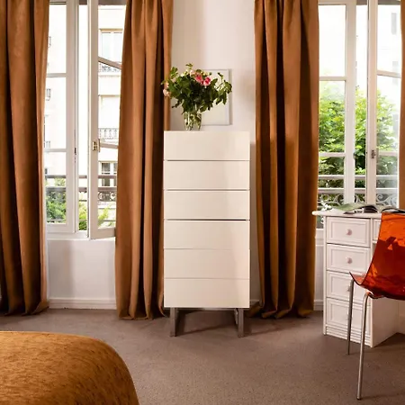Le Hameau De Passy Parigi